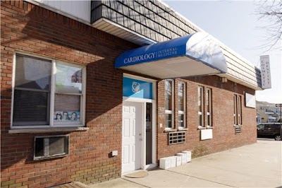 Kardiolog. Badania imigracyjne. Polska Przychodnia Maspeth Cardiologist NY logo